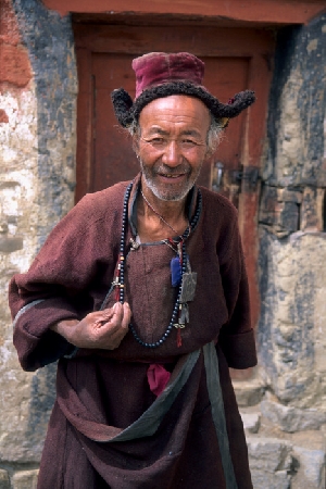 A man from Dibling village Zanskar, Ladakh. Jammu&Kashmir, India 8/2004, © fot.: Radek Kucharski